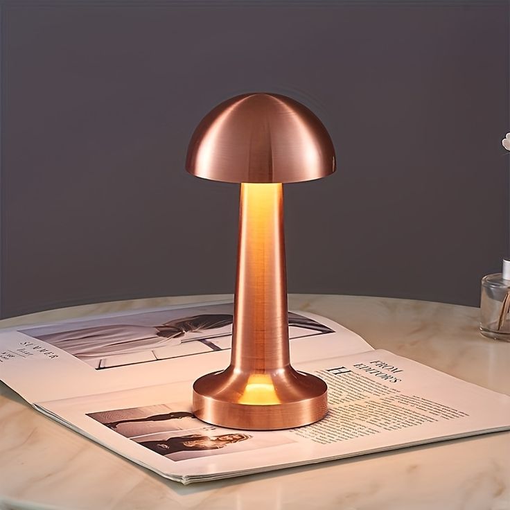 WIRELESS LED TOUCH LAMP IMAGE 3