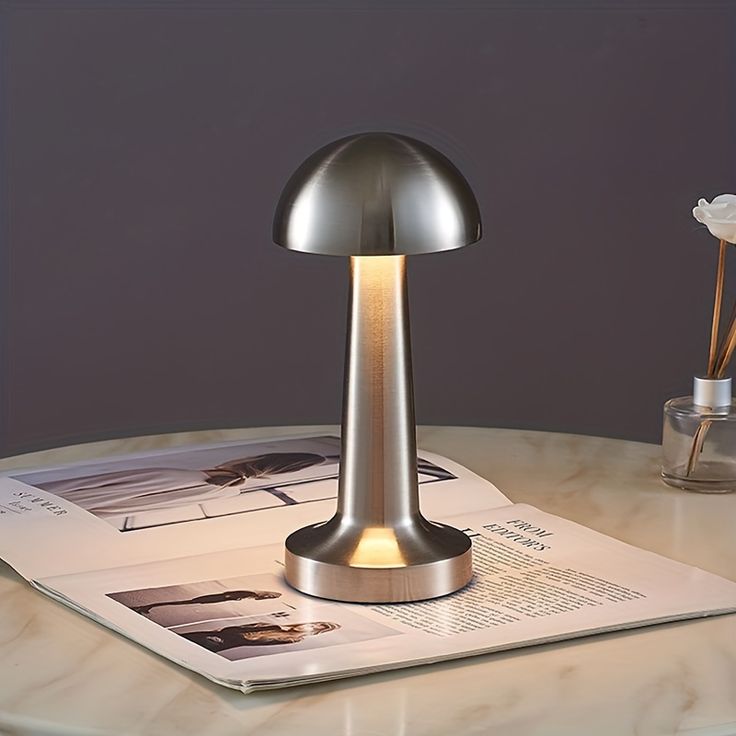 WIRELESS LED TOUCH LAMP IMAGE 7